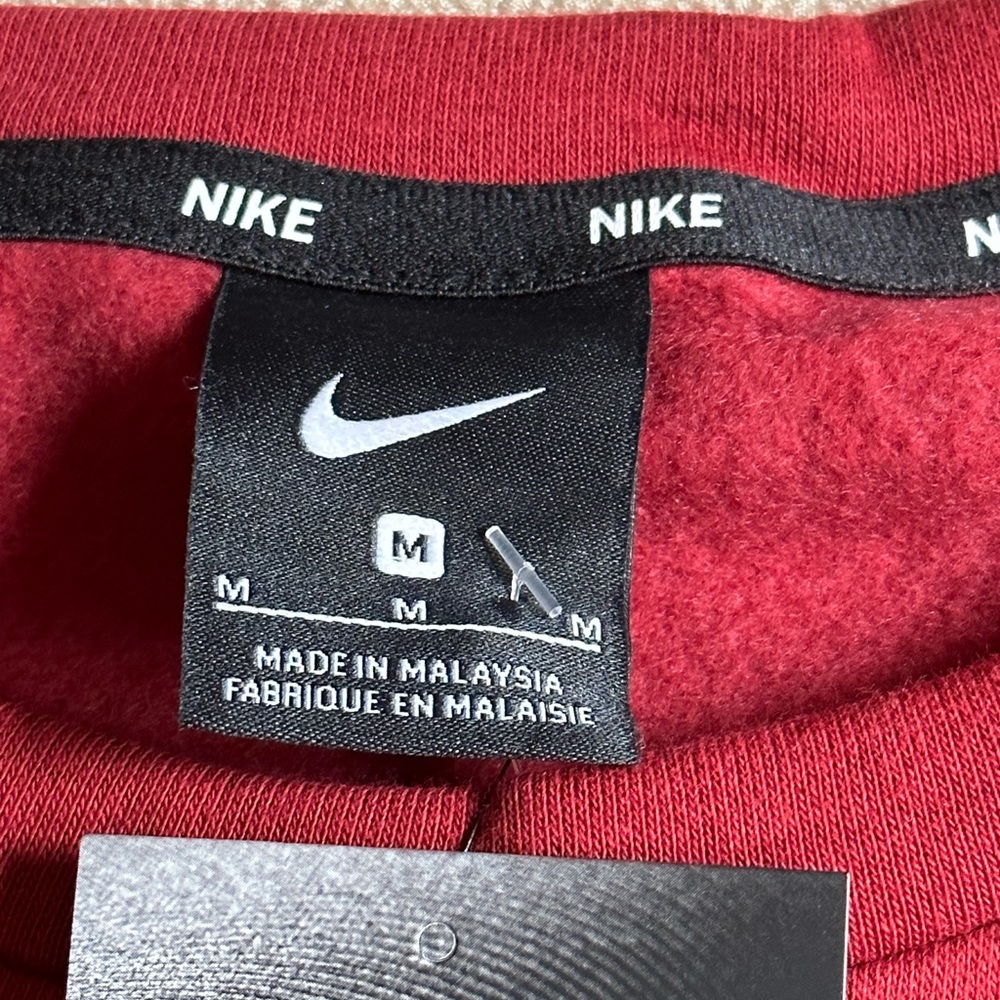 Nike Women Pullover Sweater - Picture 6 of 8